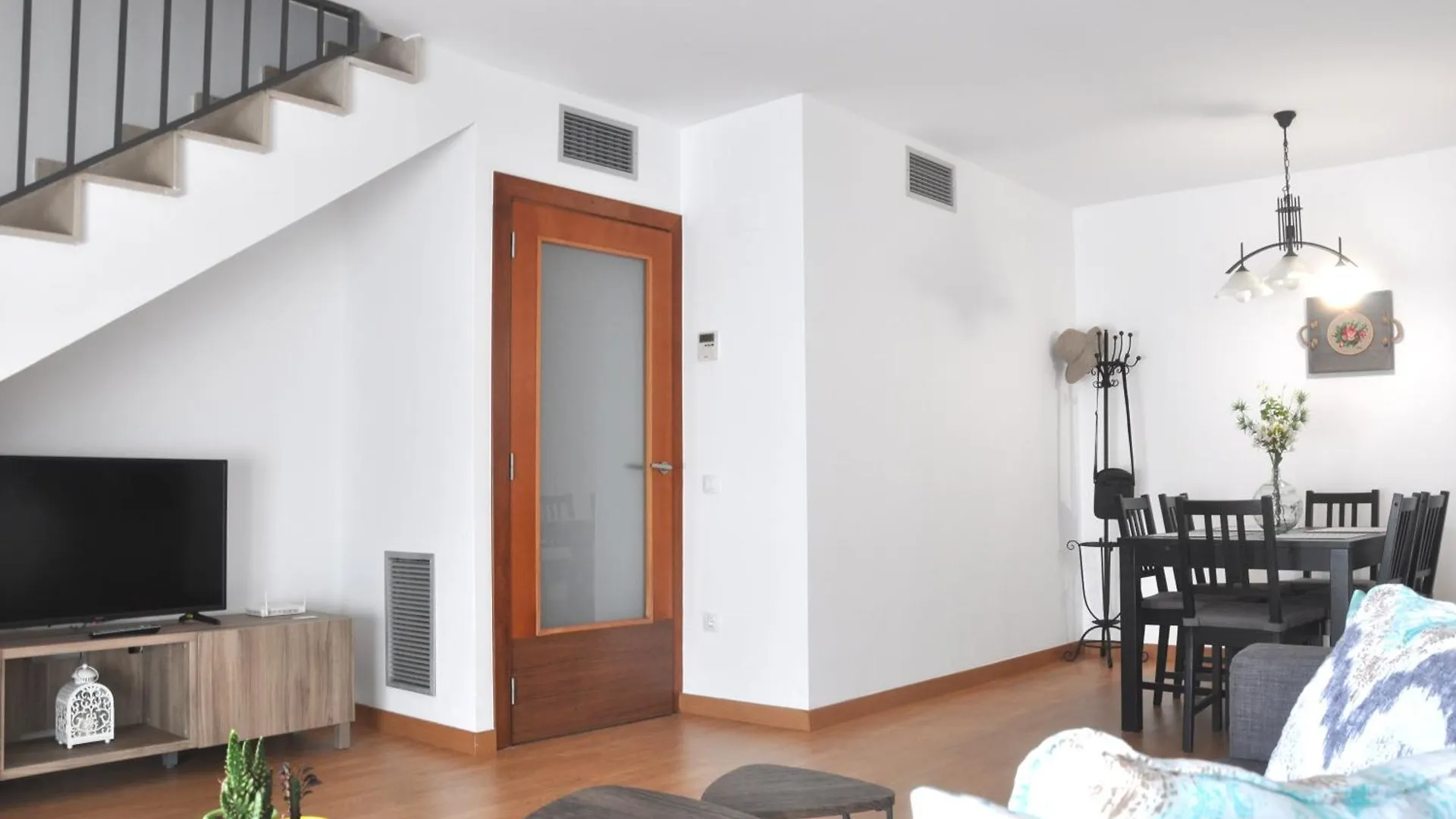 Duplex En Delta De L'Ebre Con Dos Terrazas Y Balcon 0*, Deltebre España